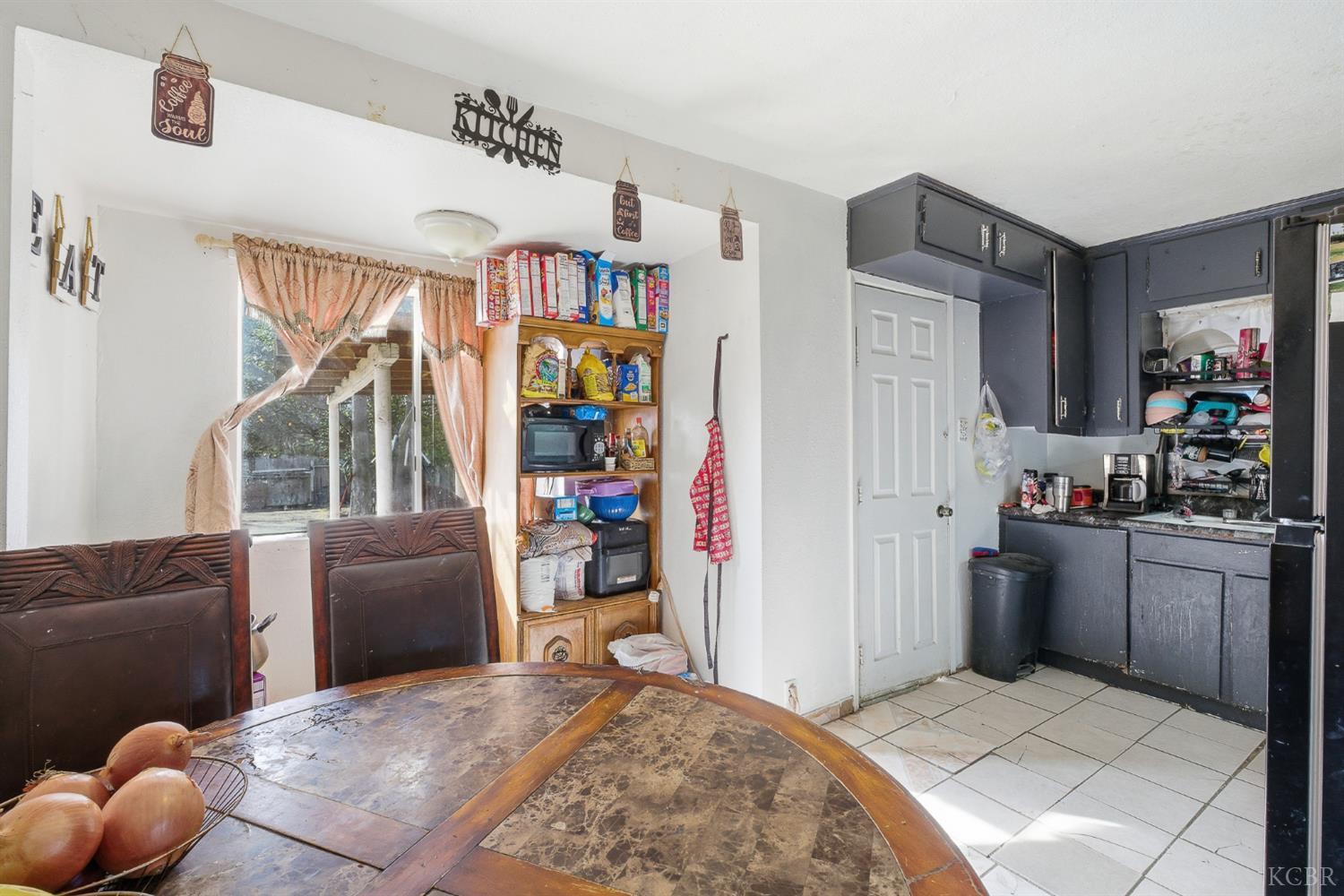 416 E Mariposa, Avenal, CA 93204