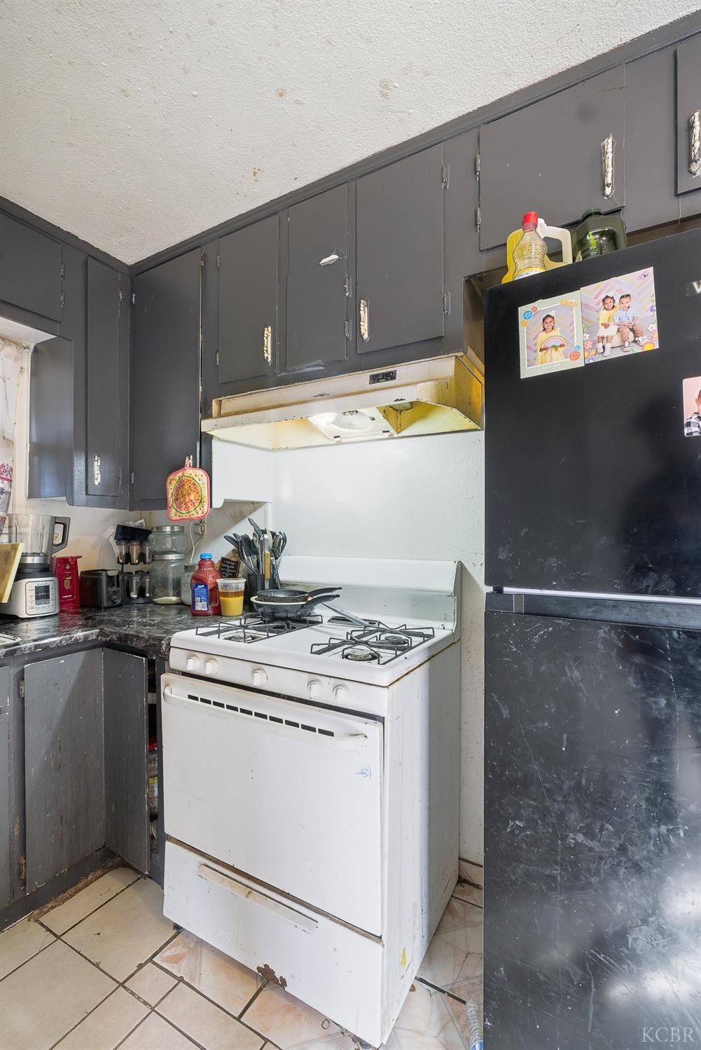 416 E Mariposa, Avenal, CA 93204