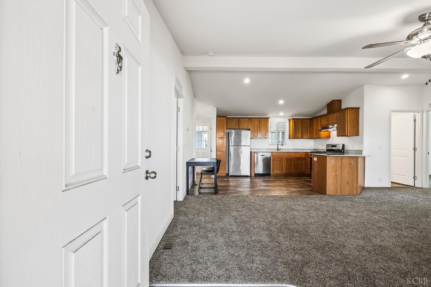 1255 Sp 81 W Grangeville Blvd, Hanford, CA 93230