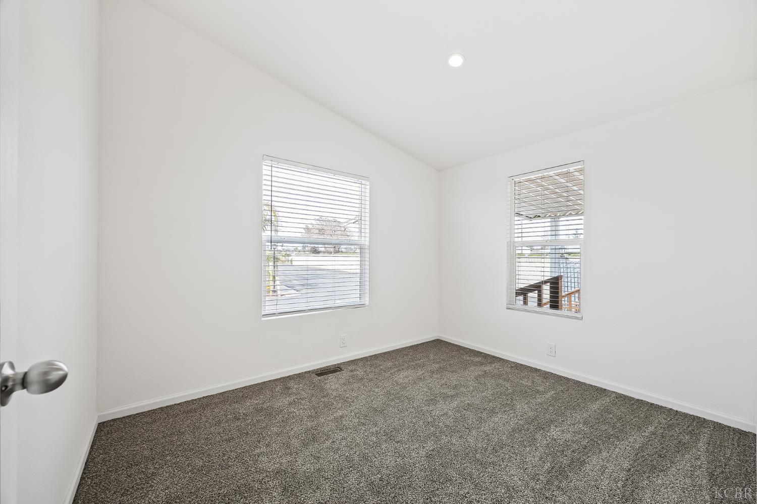 1255 Sp 81 W Grangeville Blvd, Hanford, CA 93230