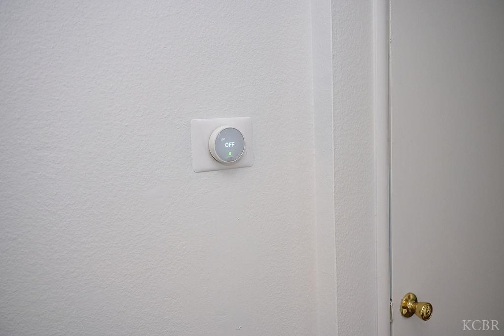 180 Magnolia Ave W, Hanford, CA 93230