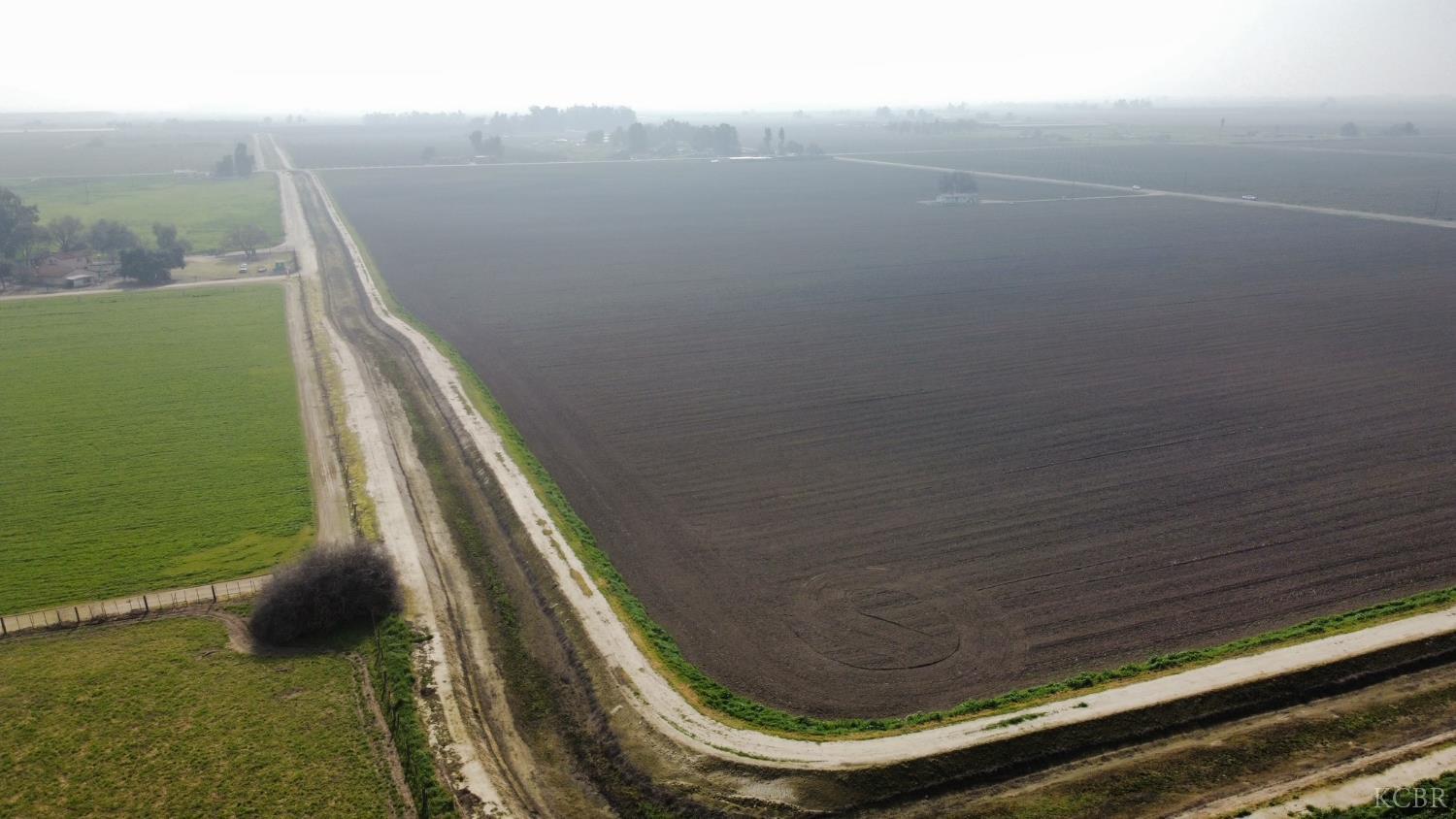 11753 13th Ave, Hanford, CA 93230