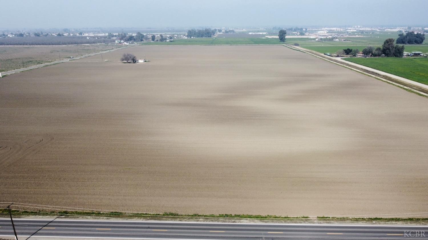 11753 13th Ave, Hanford, CA 93230