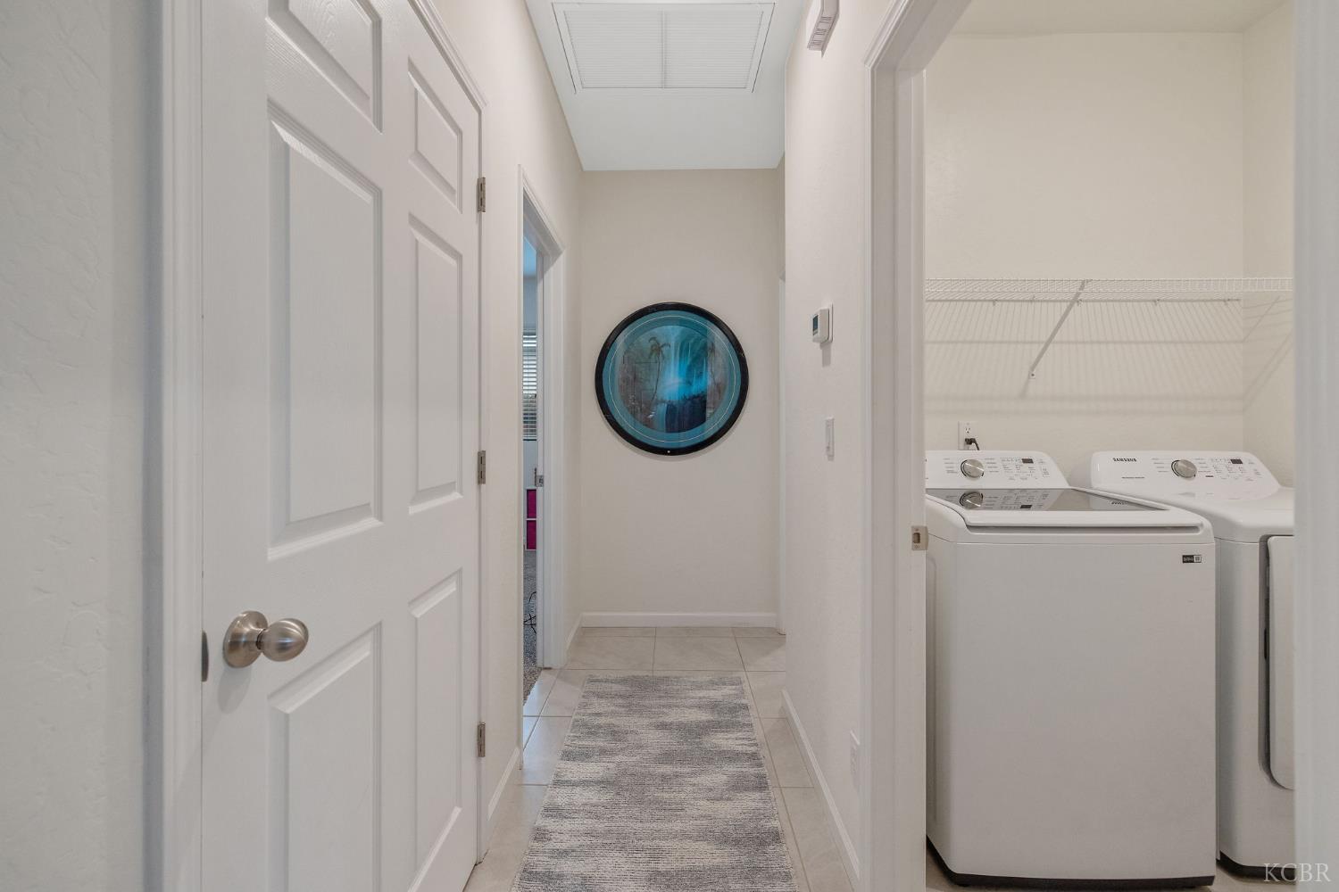 535 Sandtrap Ln, Lemoore, CA 93245