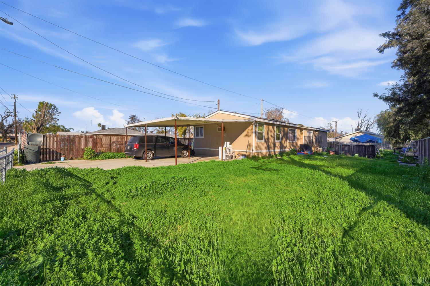 601 S Phillips St S, Hanford, CA 93230