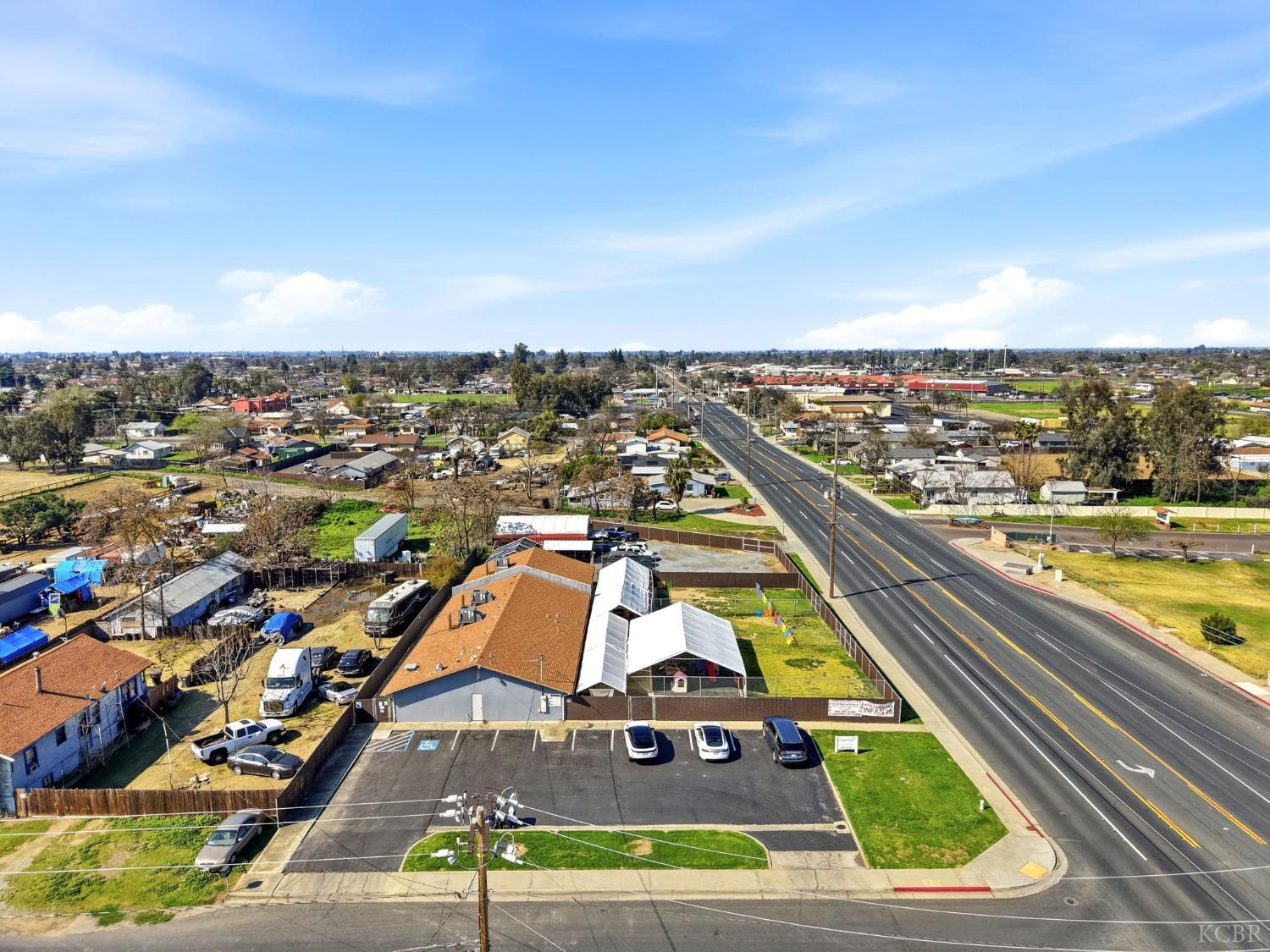 865 E Grangeville Blvd, Hanford, CA 93230