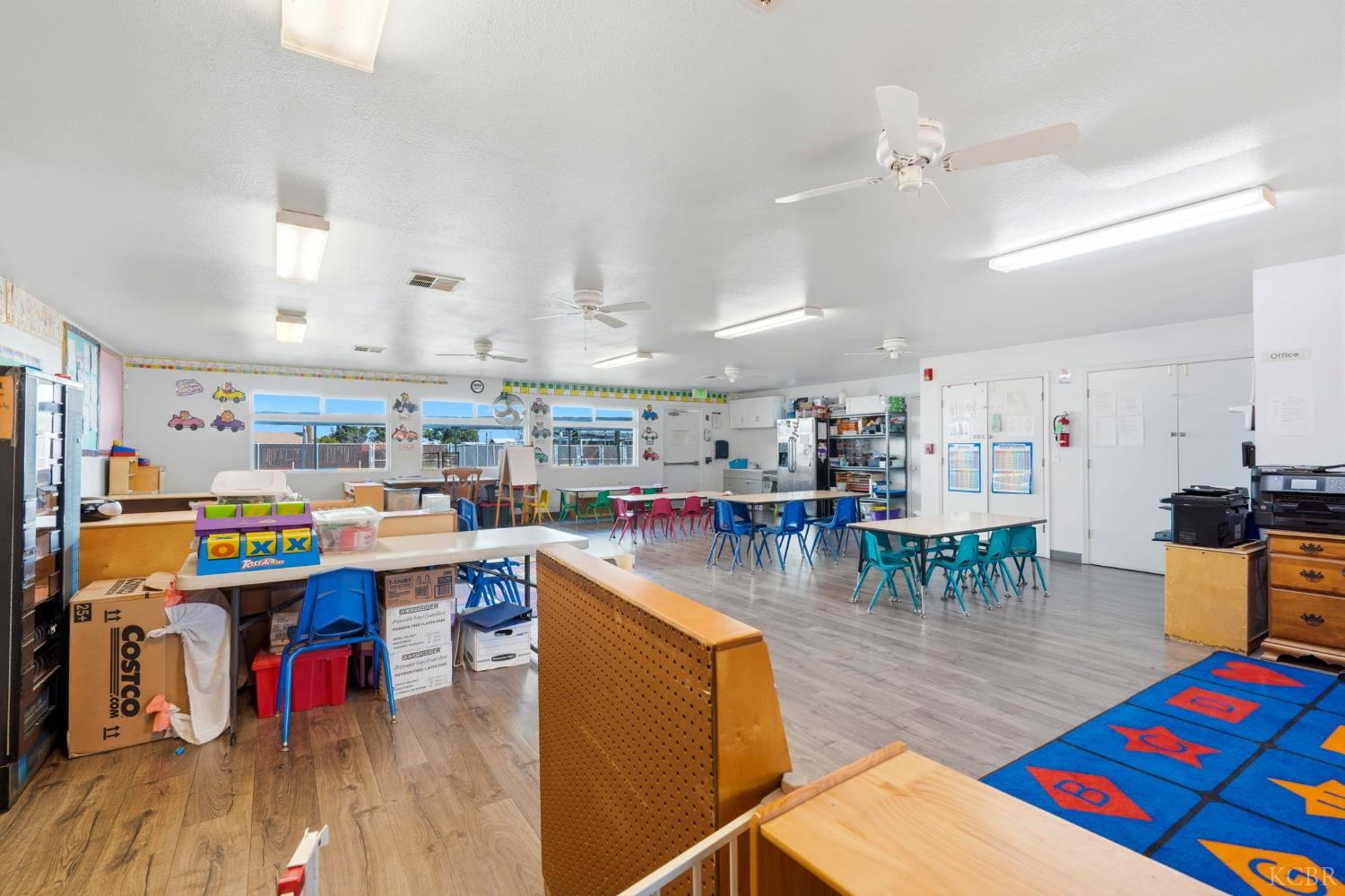 865 E Grangeville Blvd, Hanford, CA 93230