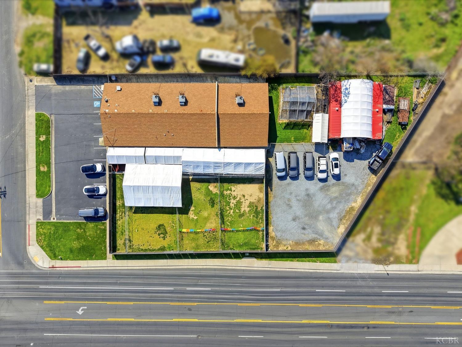 865 E Grangeville Blvd, Hanford, CA 93230