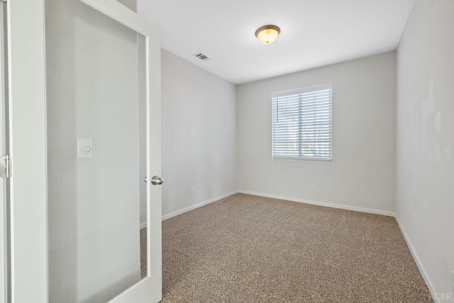 1059 Geneva Dr, Lemoore, CA 93245