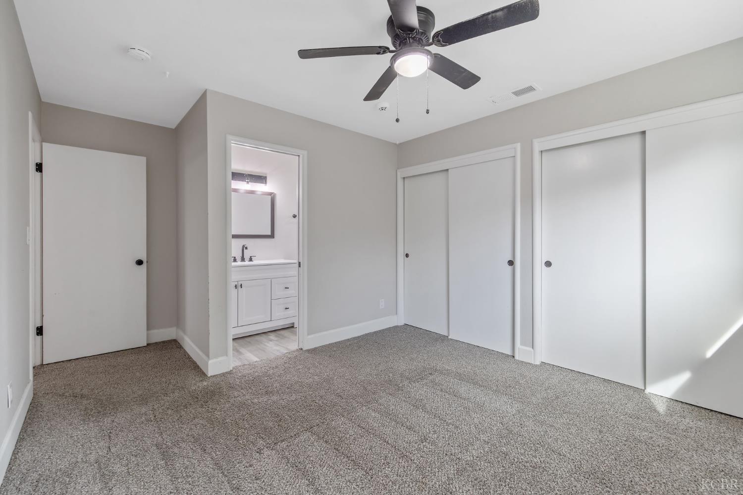 1401 N Williams St, Hanford, CA 93230