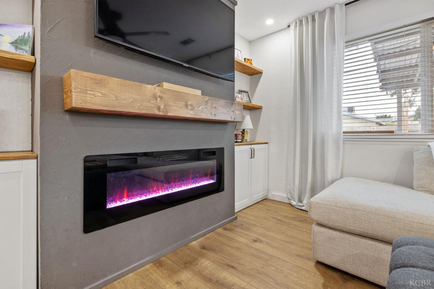 887 Linda Lee Cir, Lemoore, CA 93245