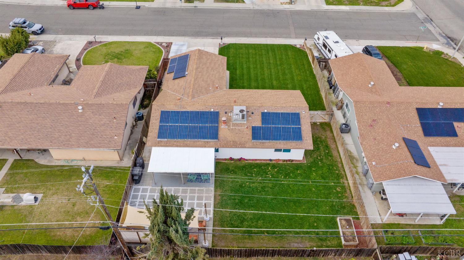 887 Linda Lee Cir, Lemoore, CA 93245