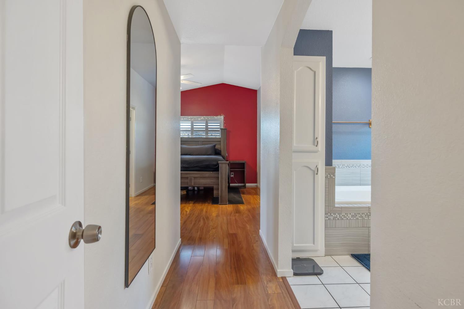 974 Cedarwood St, Hanford, CA 93230