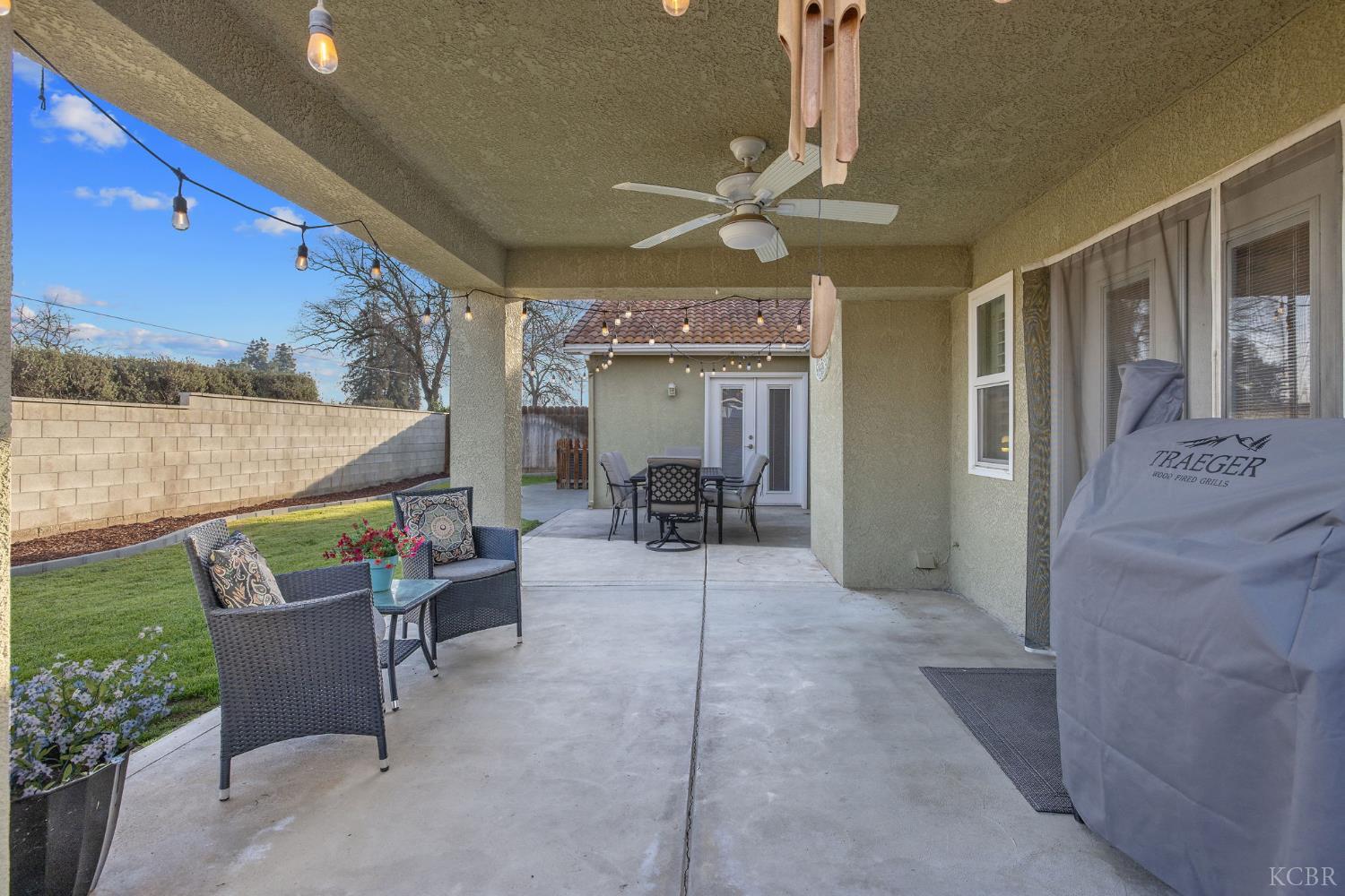 974 Cedarwood St, Hanford, CA 93230