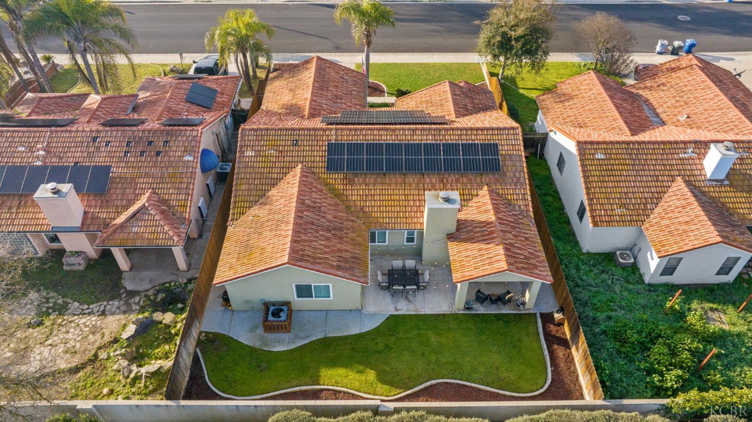 974 Cedarwood St, Hanford, CA 93230