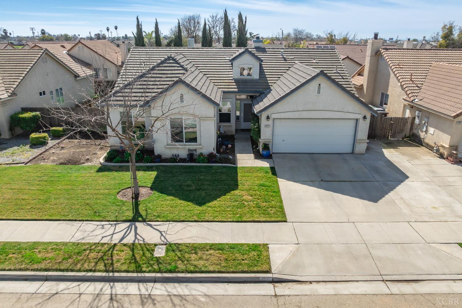 1573 Fireside Way, Lemoore, CA 93245