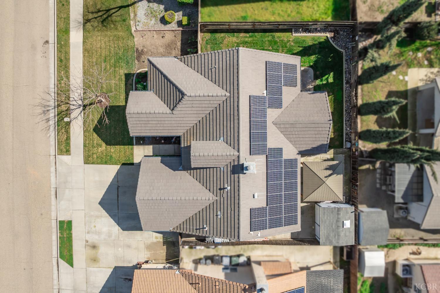 1573 Fireside Way, Lemoore, CA 93245