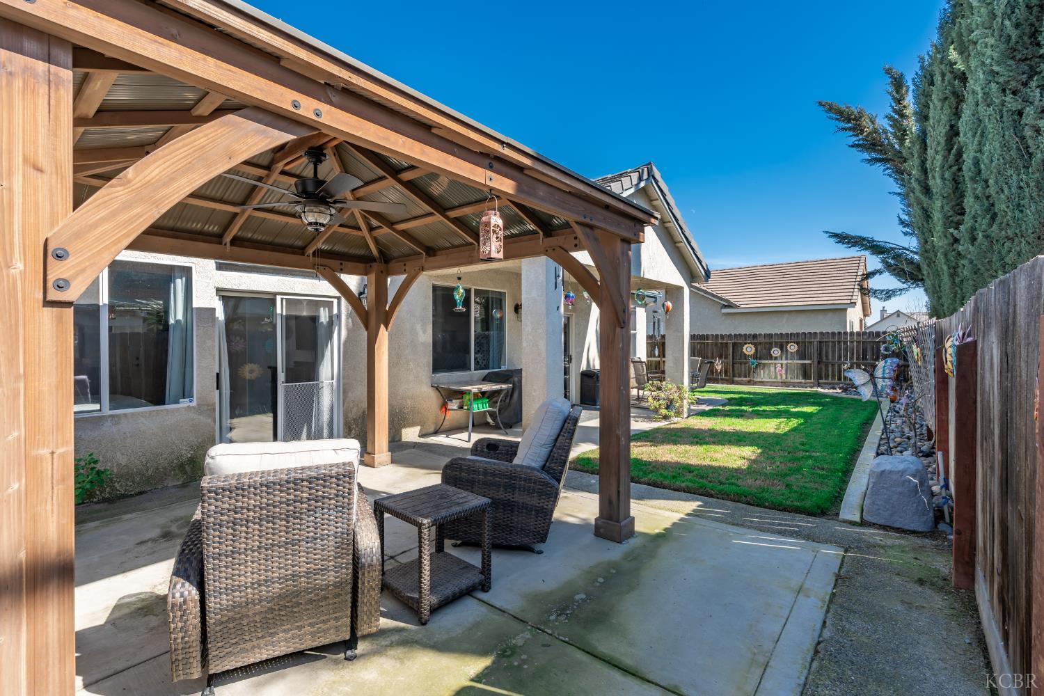 1573 Fireside Way, Lemoore, CA 93245