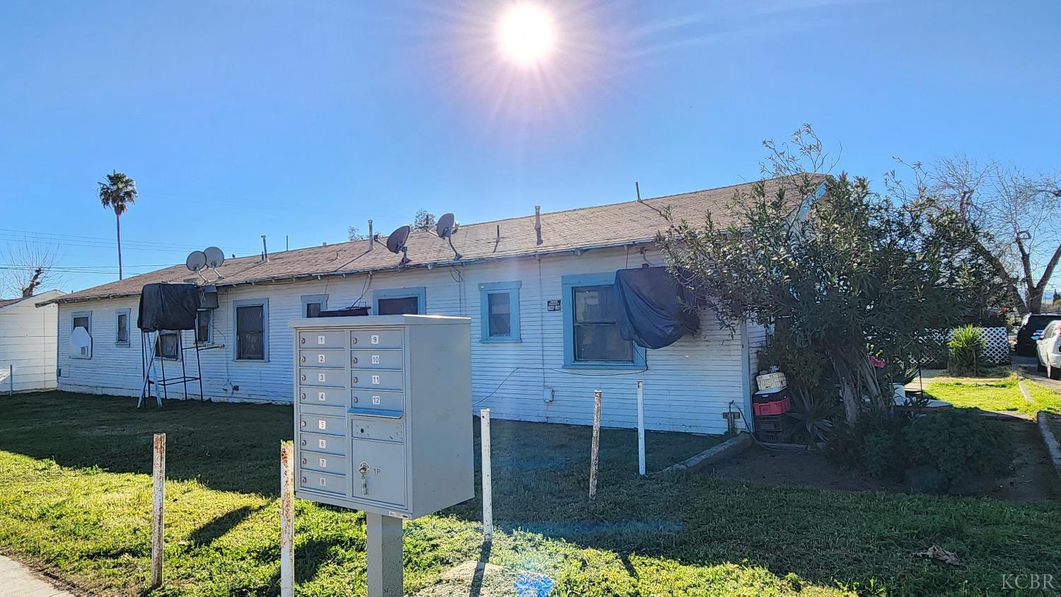 524 E Fresno St, Avenal, CA 93204