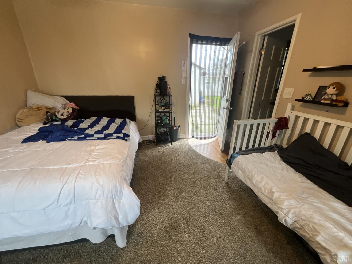 515 Neville St, Hanford, CA 93230