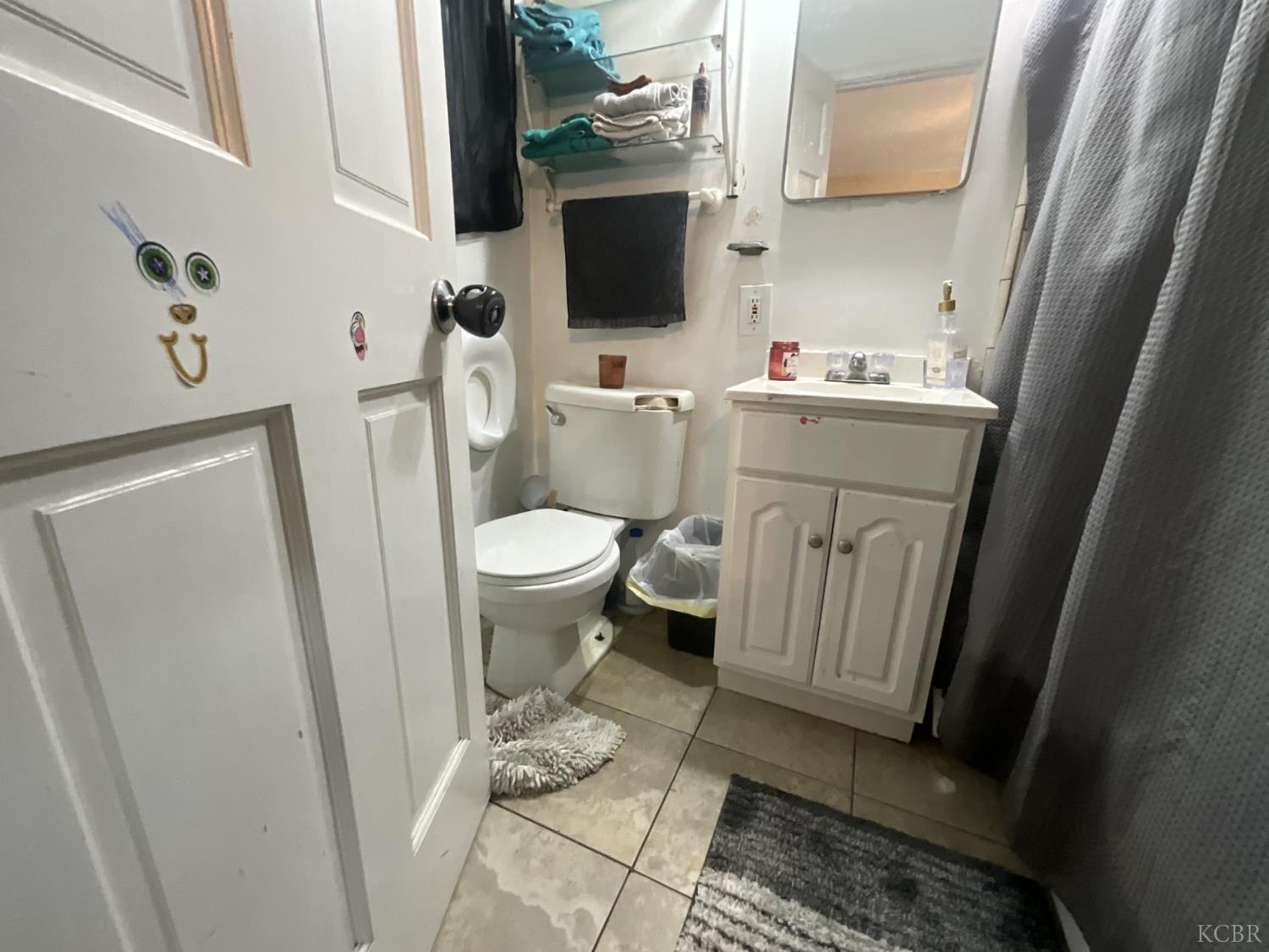 515 Neville St, Hanford, CA 93230