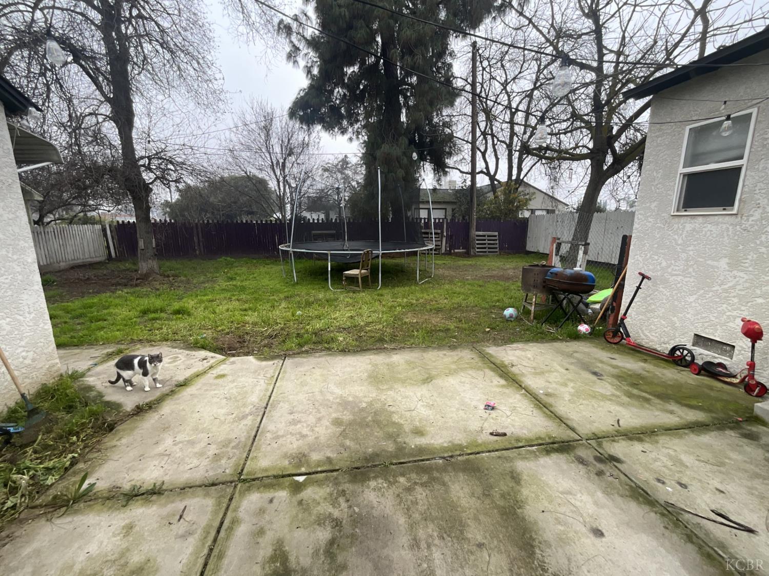 515 Neville St, Hanford, CA 93230