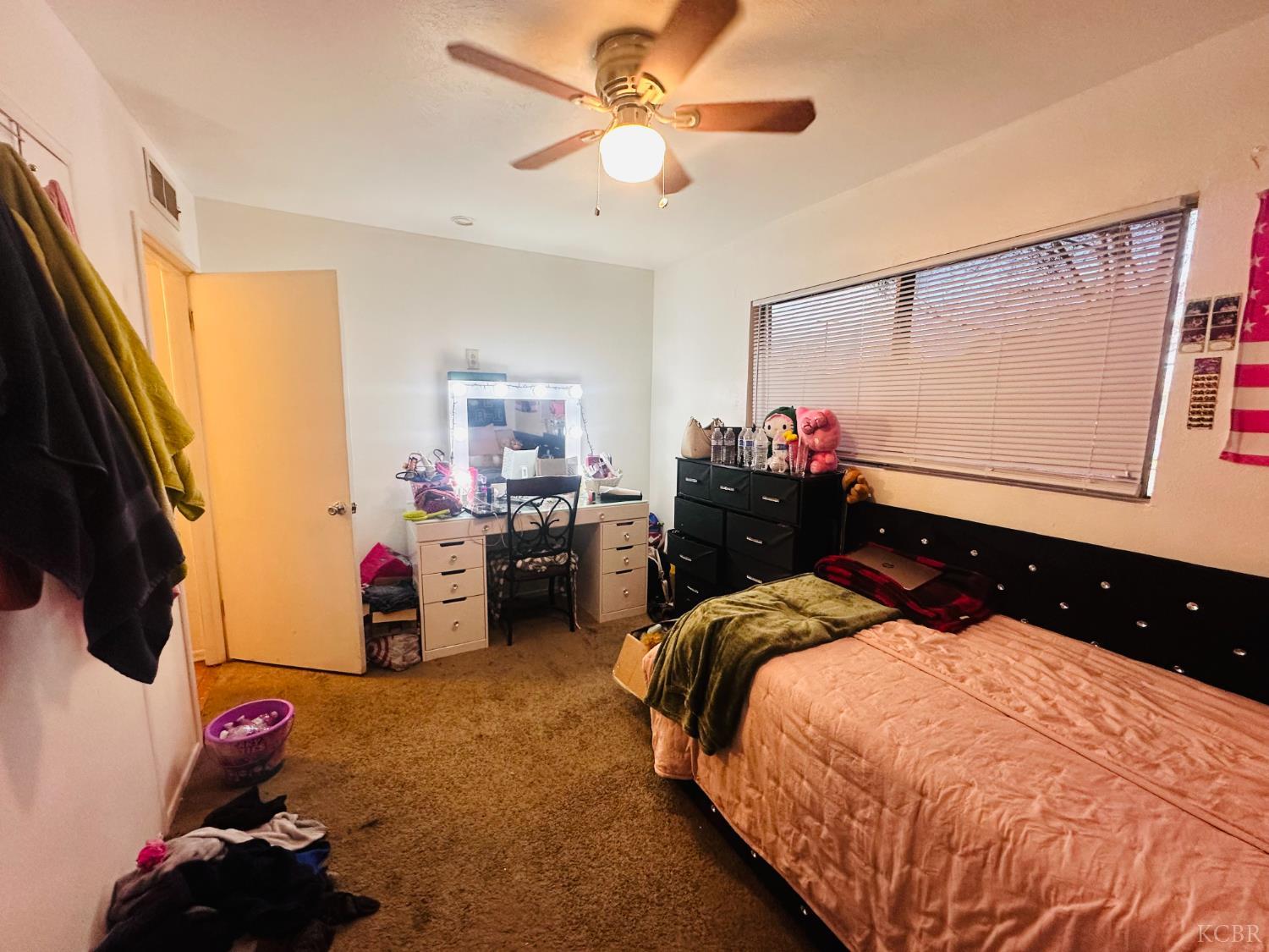 1395 N Alta Way, Hanford, CA 93230