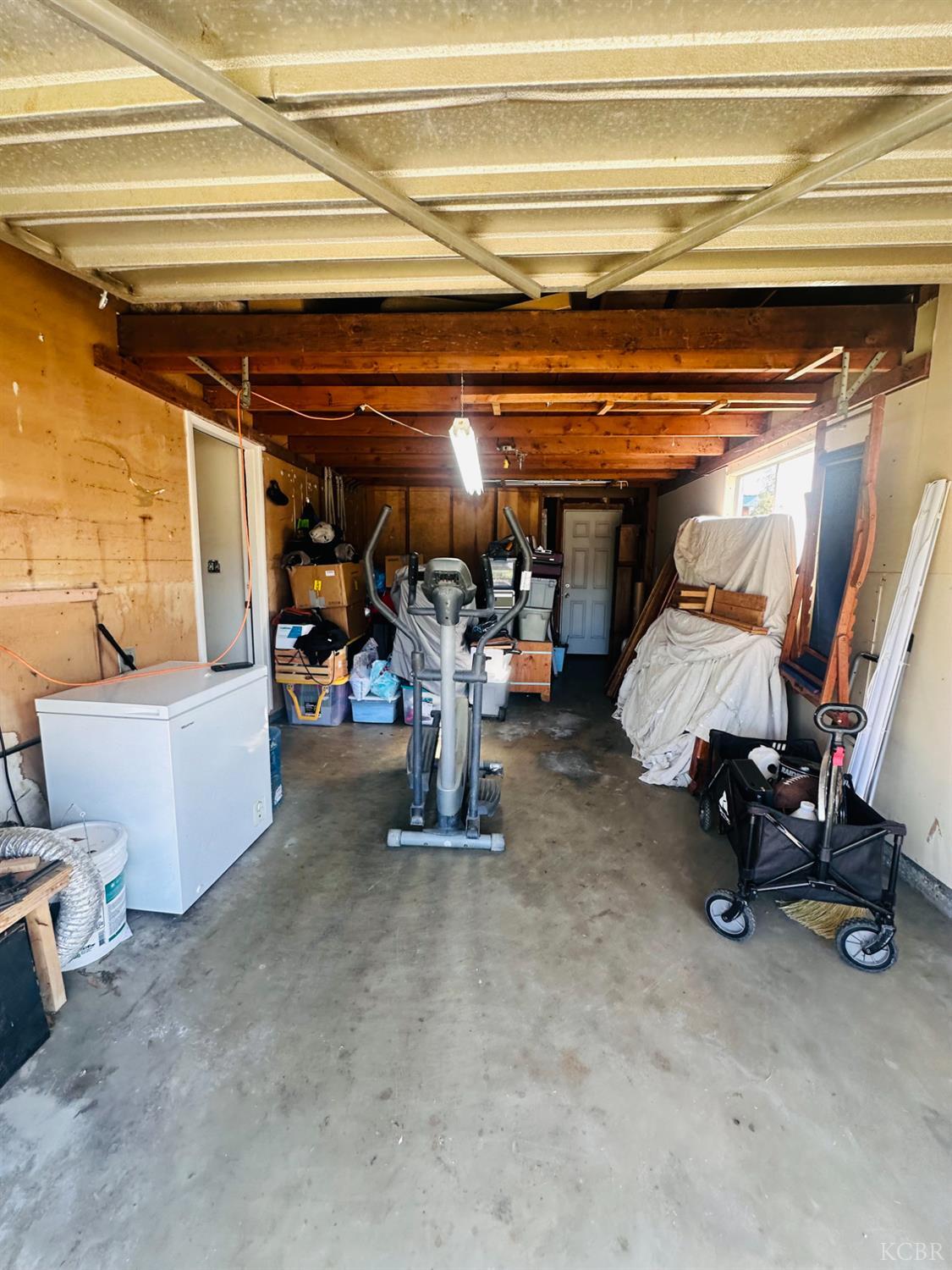 1395 N Alta Way, Hanford, CA 93230