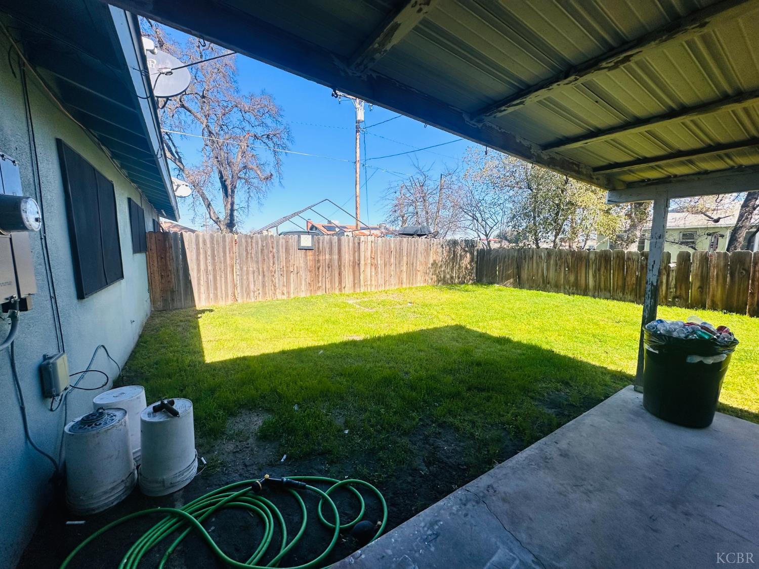 1395 N Alta Way, Hanford, CA 93230