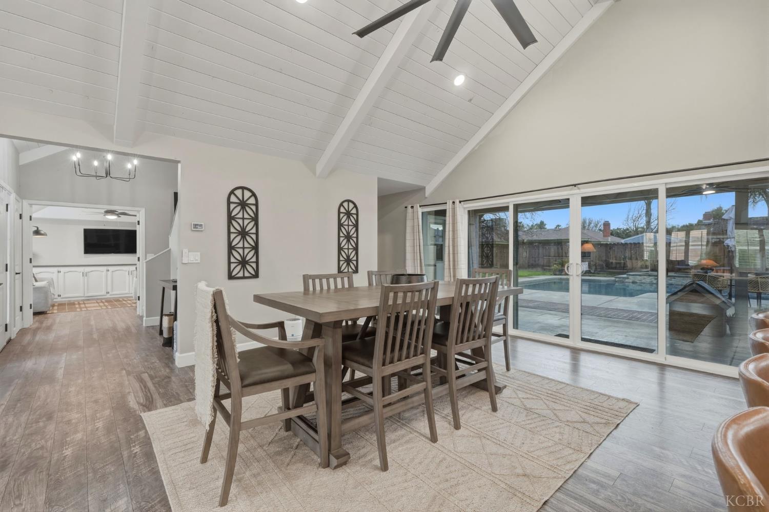 1145 Campus Dr, Hanford, CA 93230