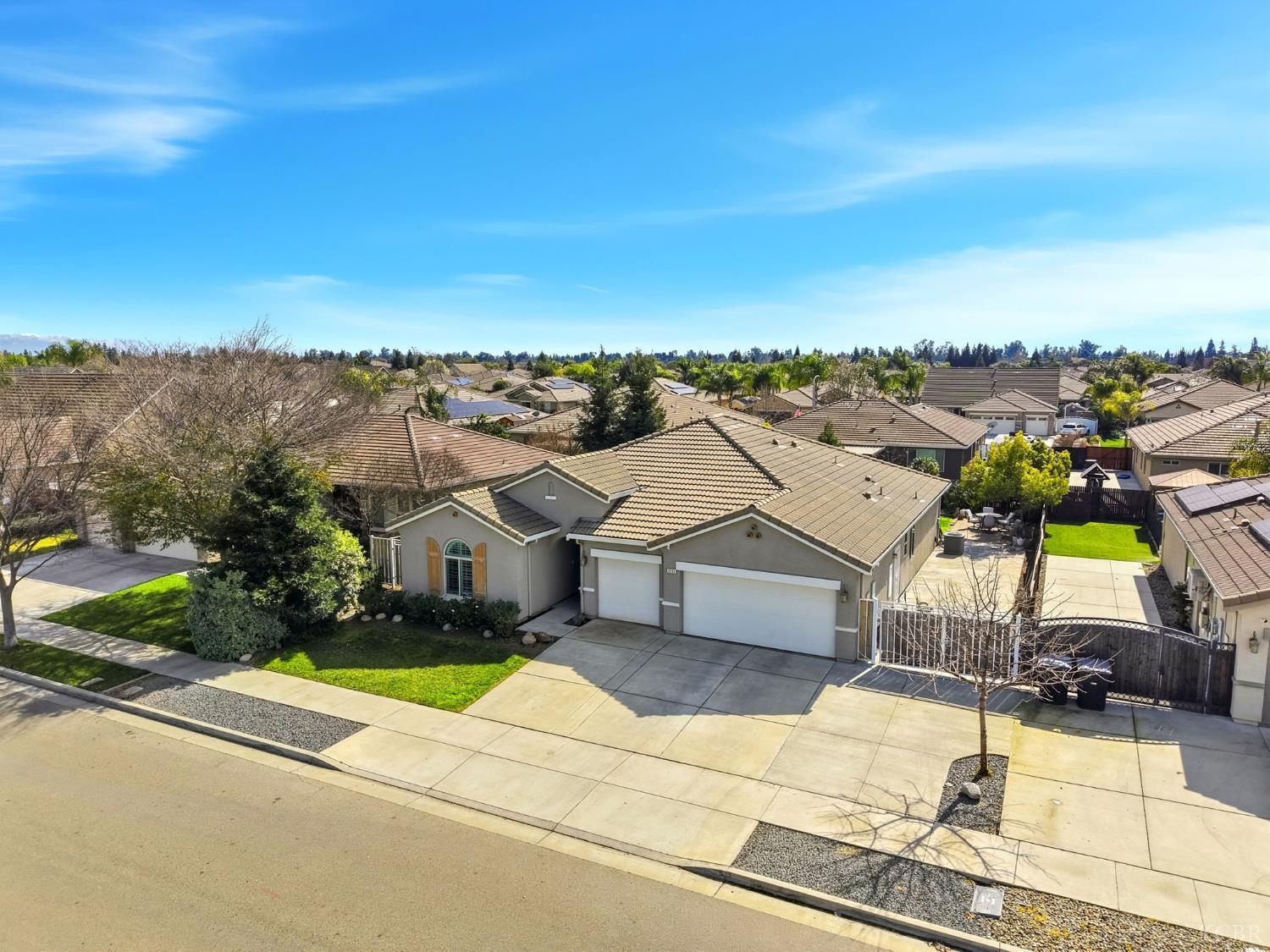 3531 W Perez, Visalia, CA 93291