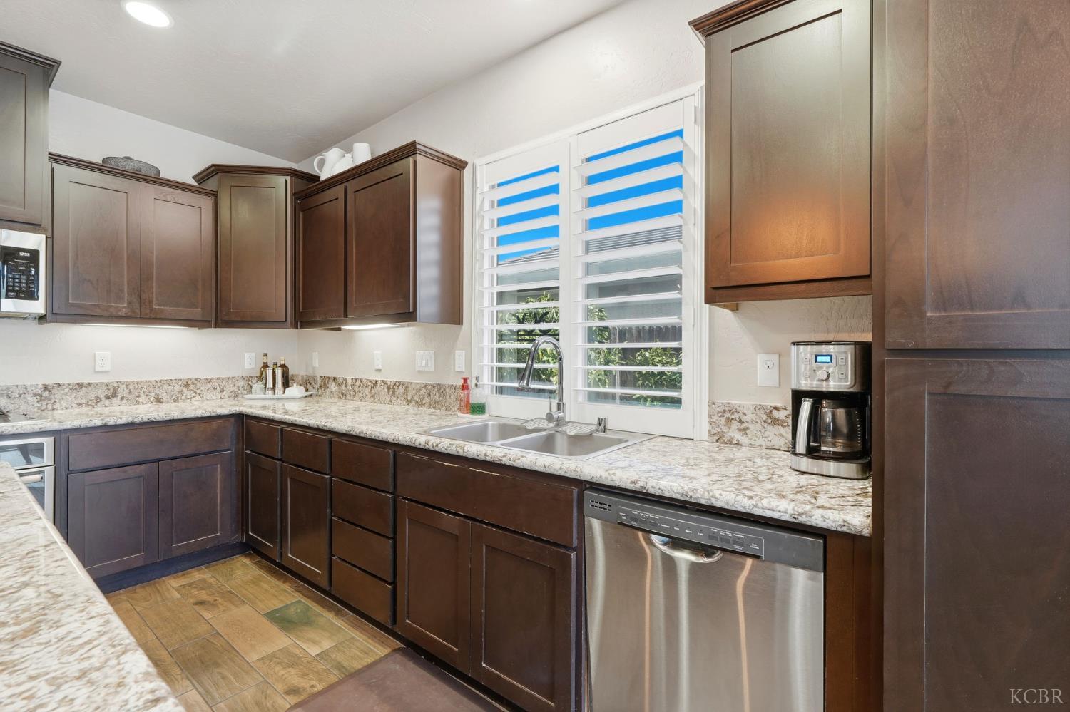 3531 W Perez, Visalia, CA 93291