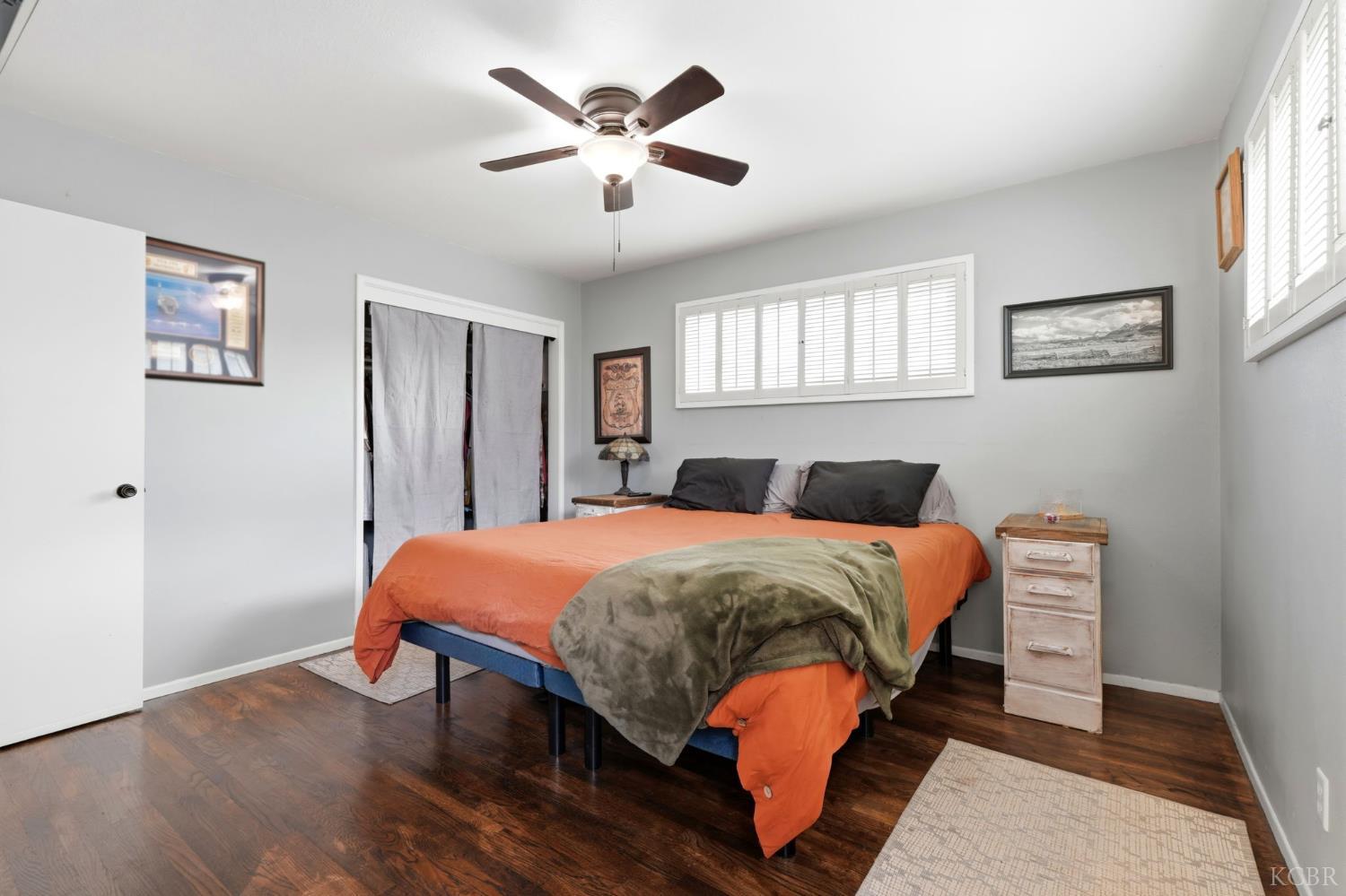 129 W Terrace Dr, Hanford, CA 93230