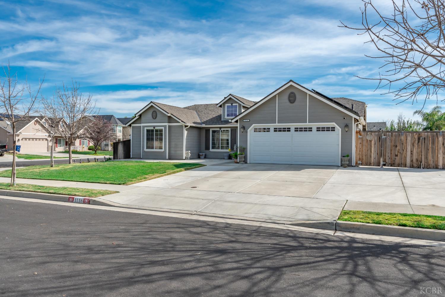 1116 Liberation Way, Lemoore, CA 93245