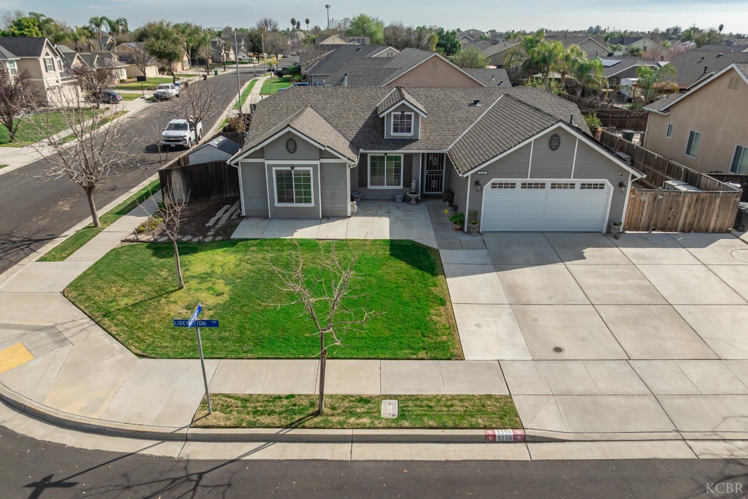 1116 Liberation Way, Lemoore, CA 93245