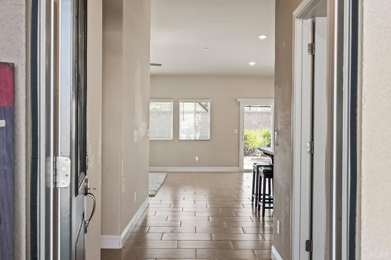 701 Strada St, Lemoore, CA 93245