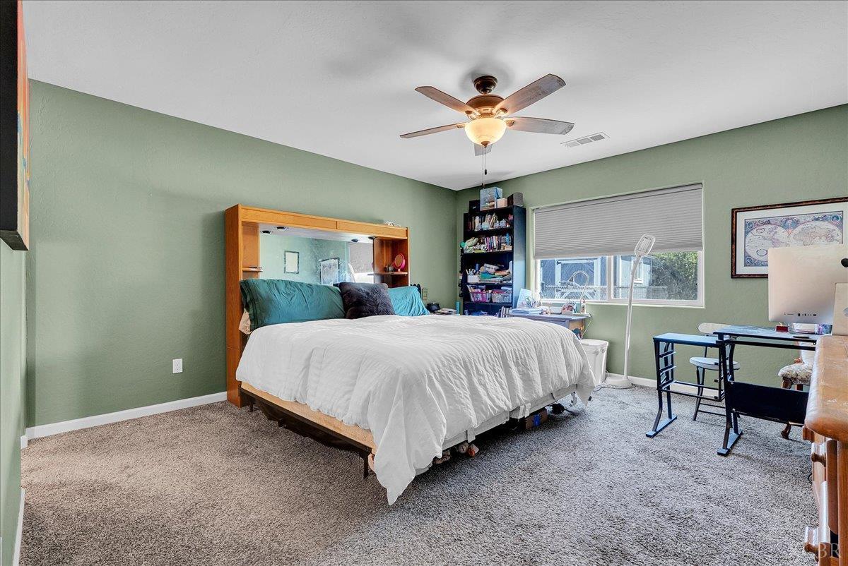 2439 Madeline Dr, Hanford, CA 93230