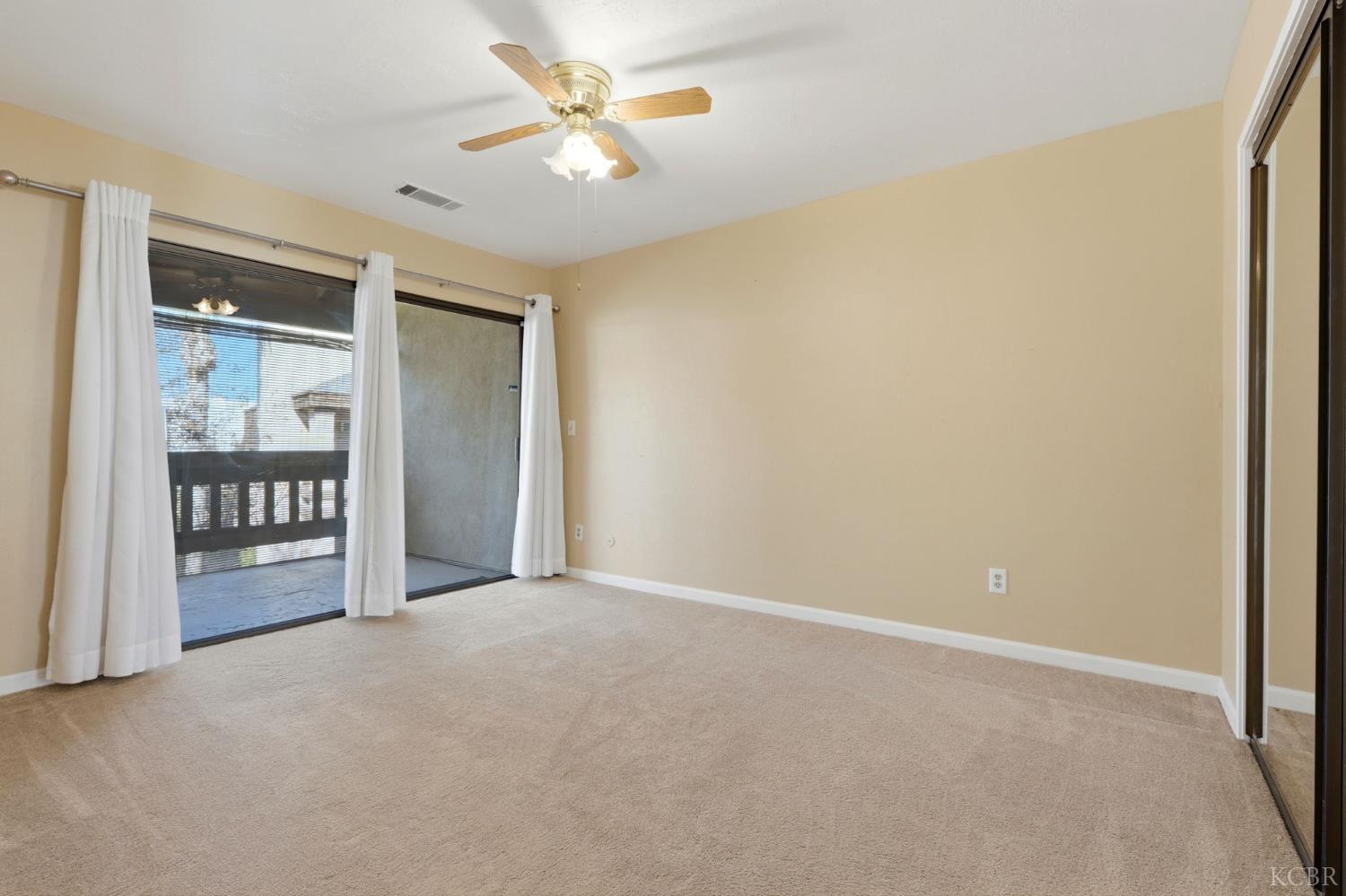 1142 N Gem St, Tulare, CA 93274