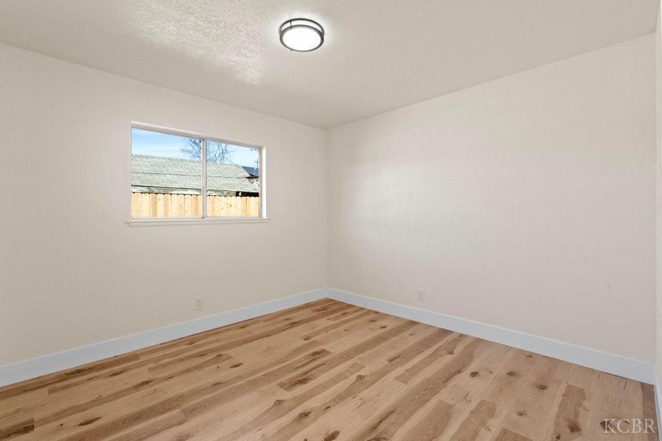 760 NE Crass Ave, Hanford, CA 93230