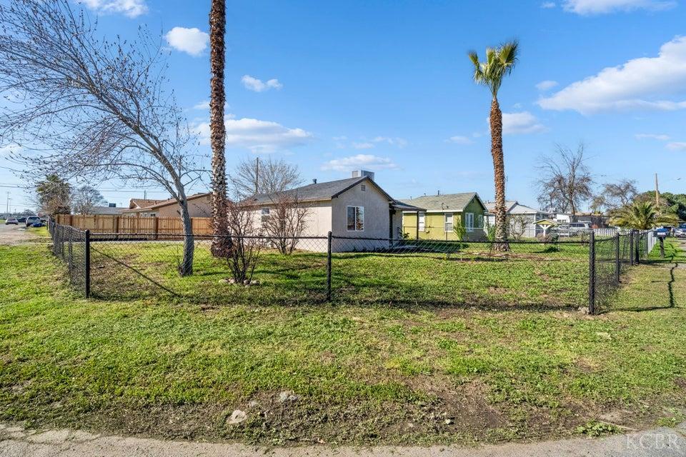 760 NE Crass Ave, Hanford, CA 93230