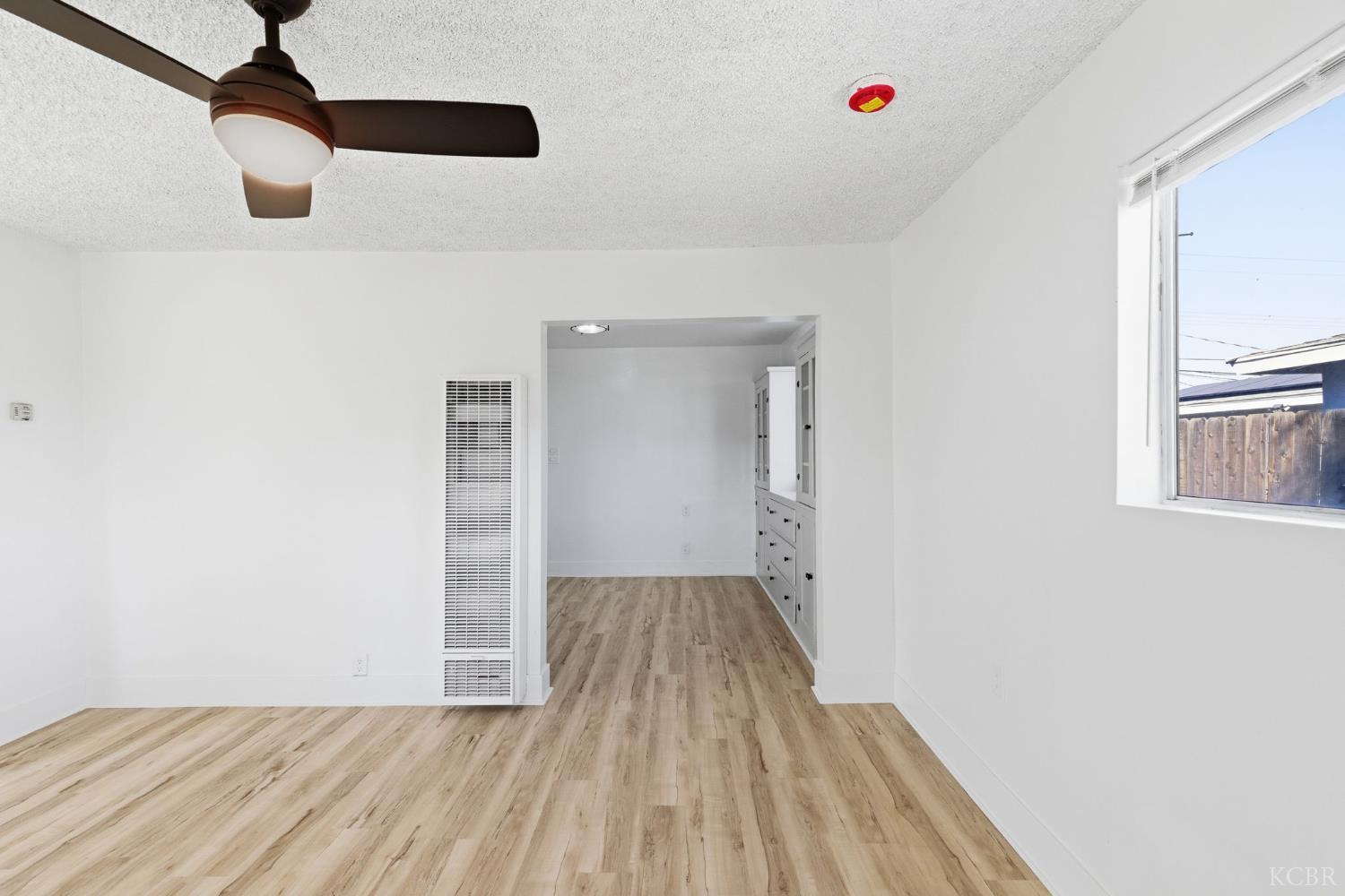 216 Decatur St, Bakersfield, CA 93308