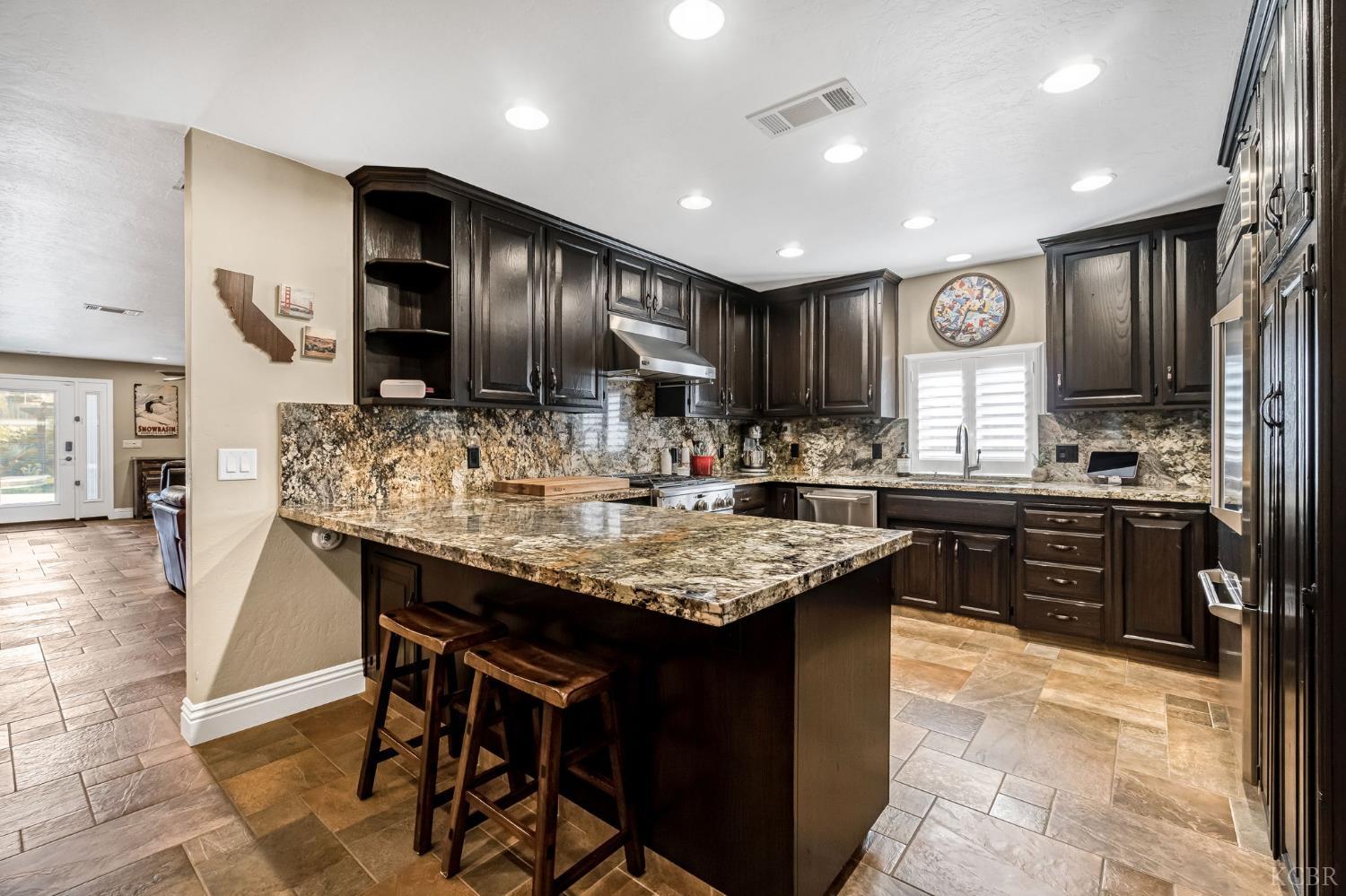 505 Ash St, Lemoore, CA 93245