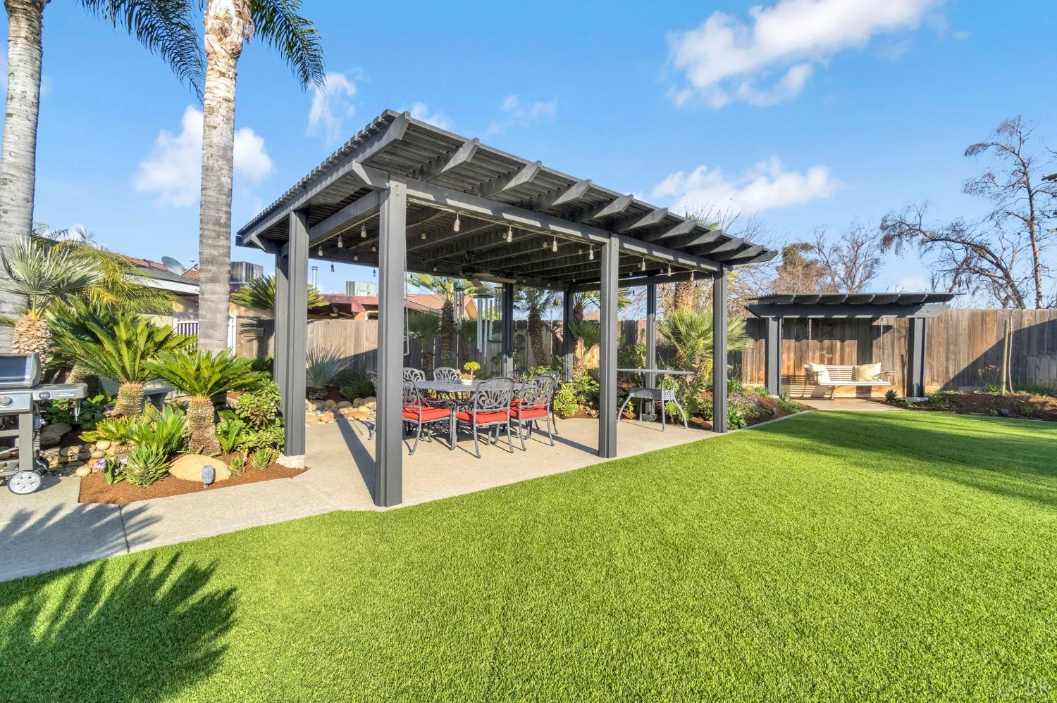 505 Ash St, Lemoore, CA 93245