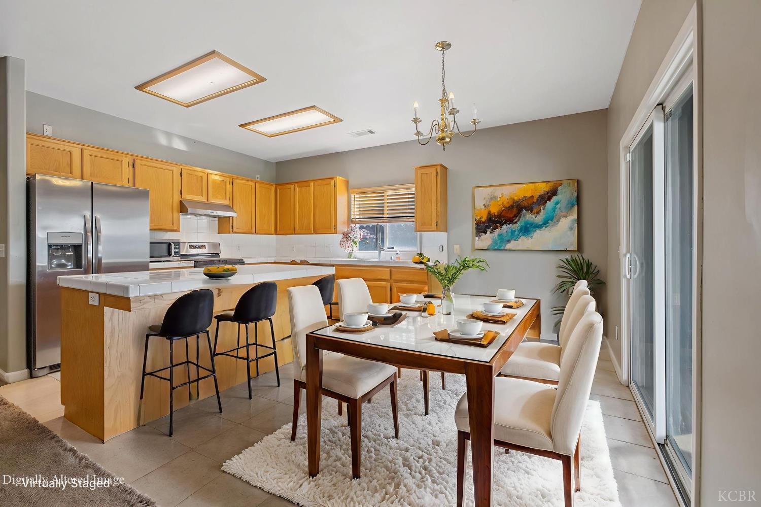 741 Bender Ct, Tulare, CA 93274