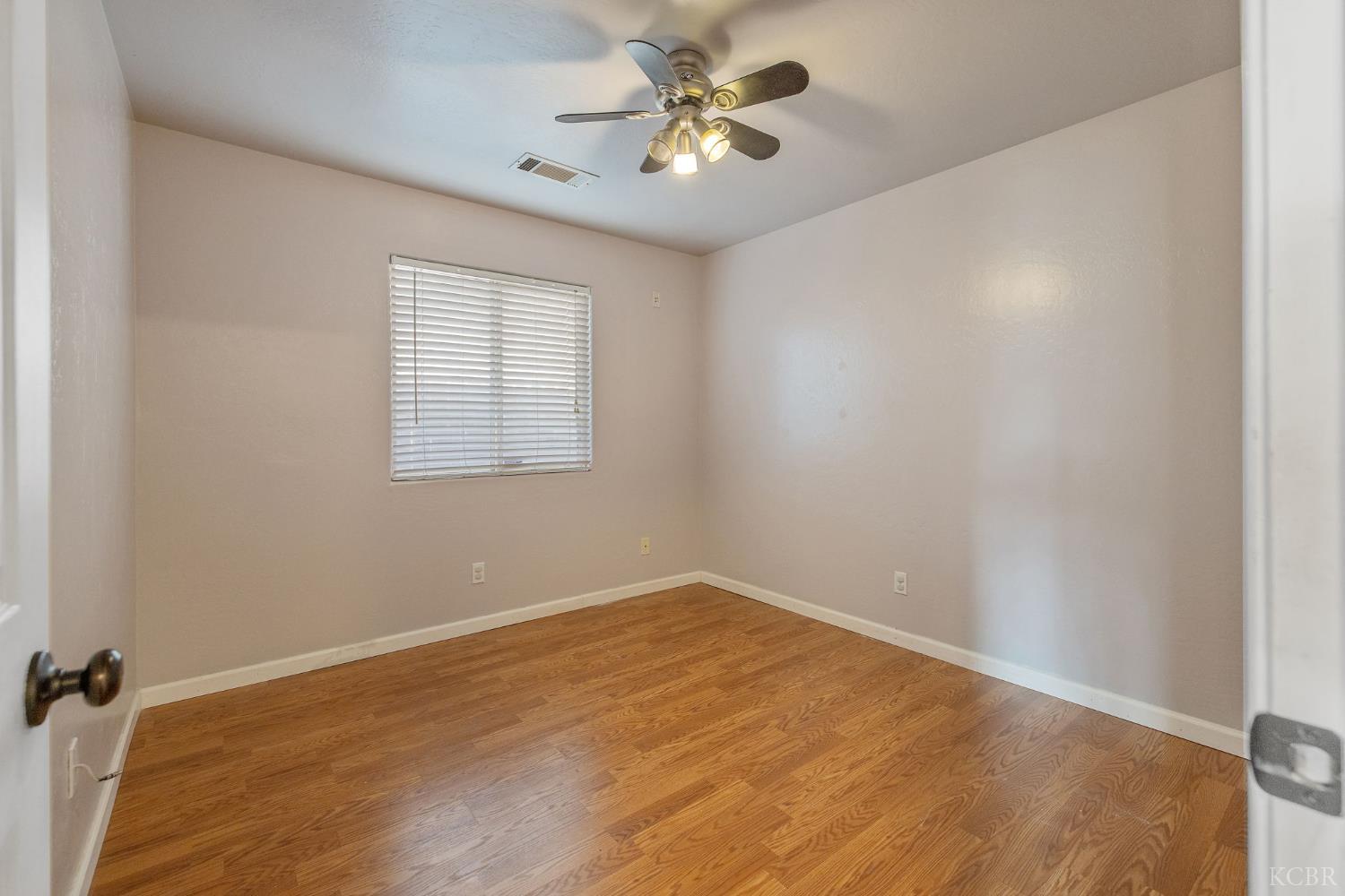 741 Bender Ct, Tulare, CA 93274