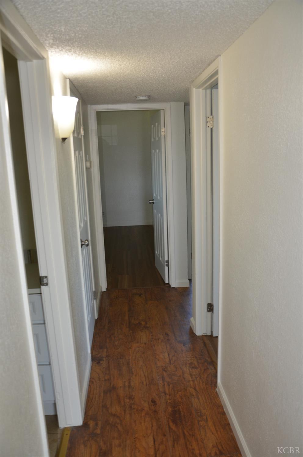 1410 W Bush St, Lemoore, CA 93245