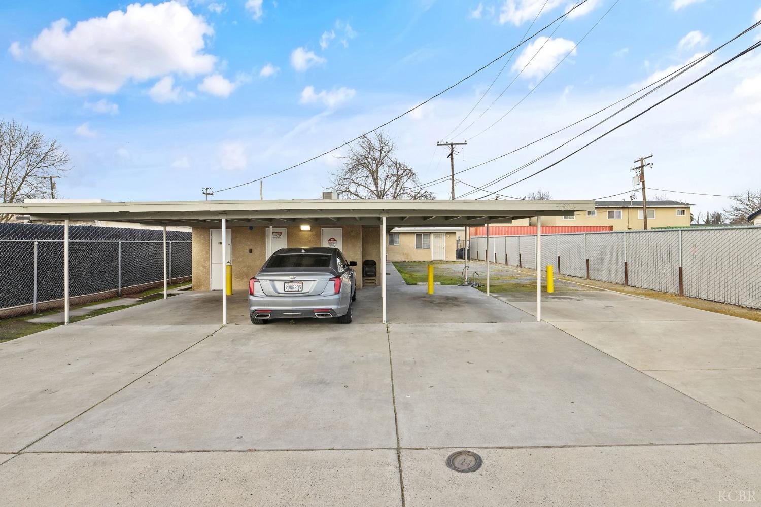 1804 N 11th Ave, Hanford, CA 93230