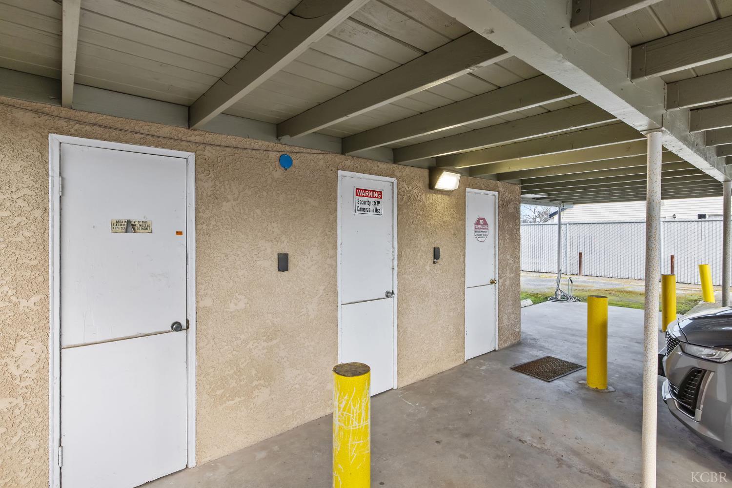 1804 N 11th Ave, Hanford, CA 93230