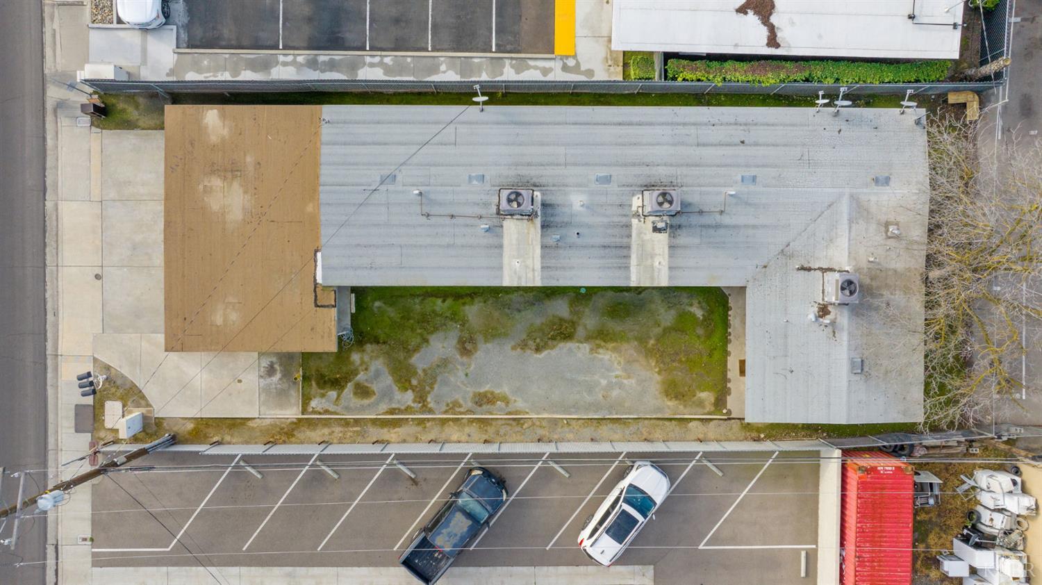 1804 N 11th Ave, Hanford, CA 93230