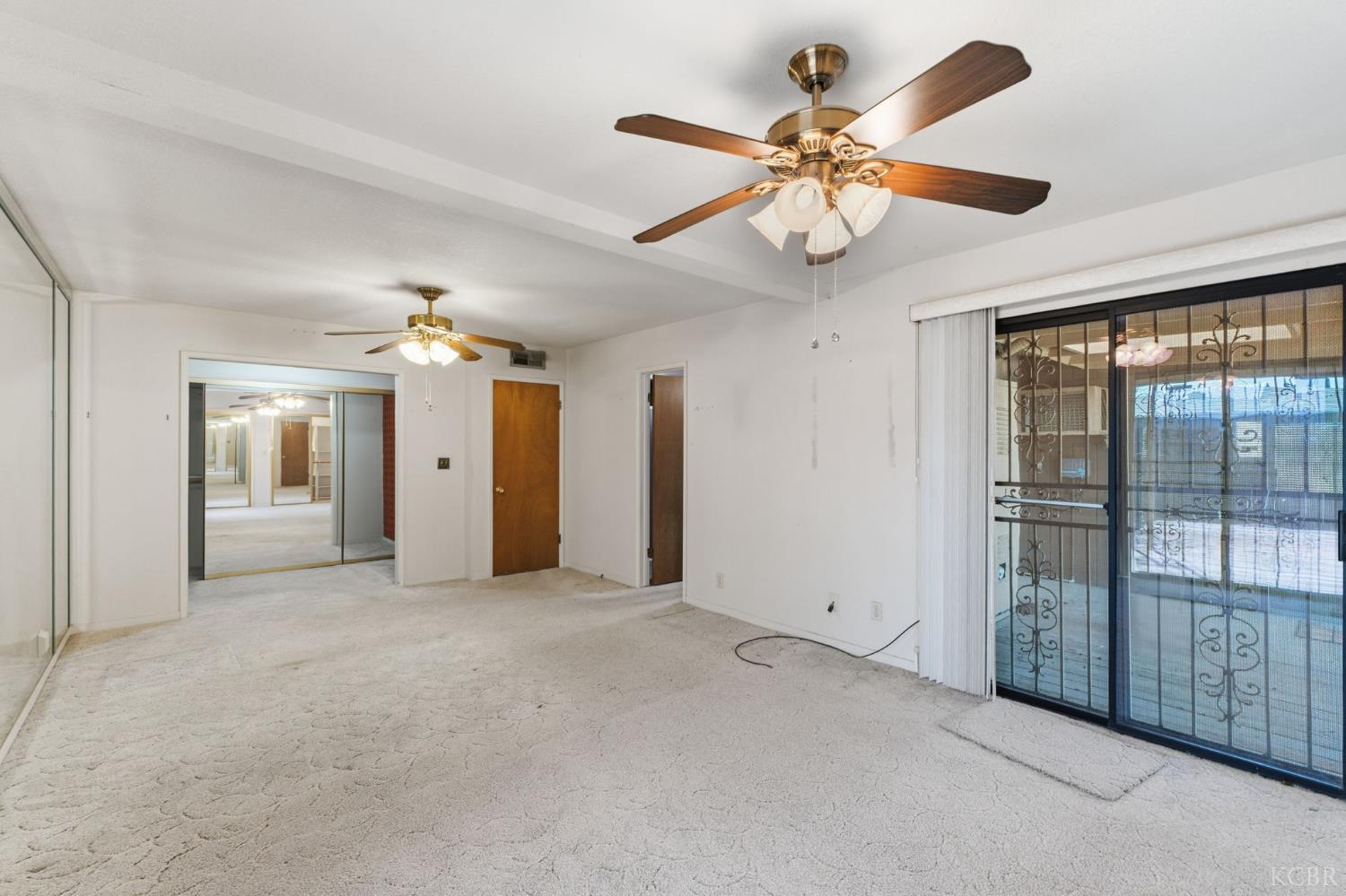 606 N Winery Ave, Fresno, CA 93727